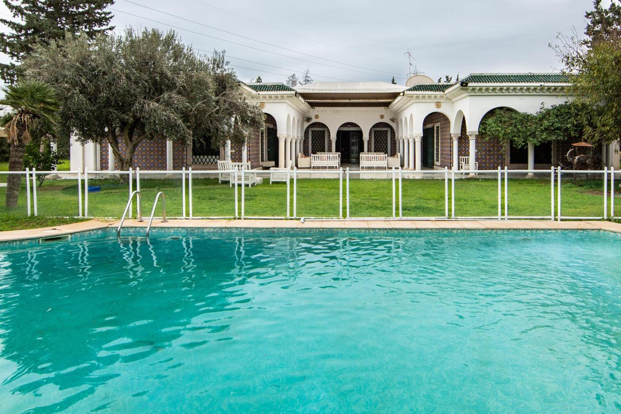 Appartement Prive Dans Une Grande Maison D'Hote La Marsa Buitenkant foto